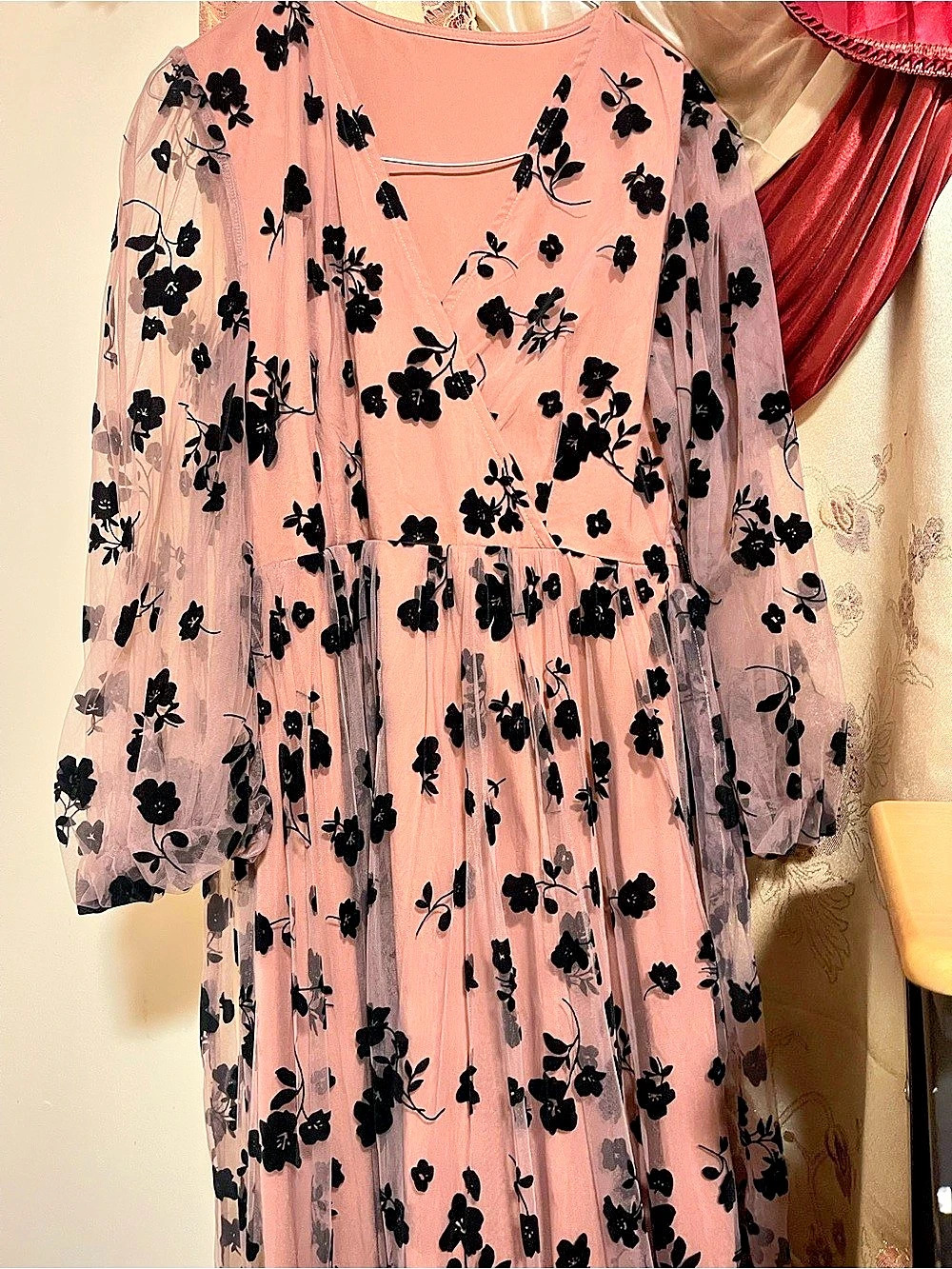 Floral Maxi Dress in Pink & Black Like New